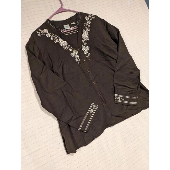 Emma James Chic Embroidered Button-Down Top Blouse Black Womens 3XL 23W - Picture 2 of 8